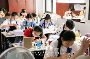 让自己学化妆更快进步的方法