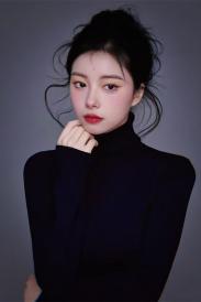 梁彤